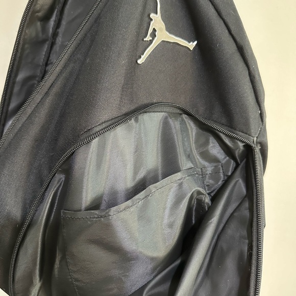 Nike Sling Bag Crossbody - Picture 4 of 5